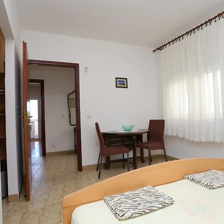 Apartments With A Parking Space Duce, Omis - 20858 Room photo