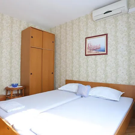 Apartments With A Parking Space Duce, Omis - 20858 Room photo