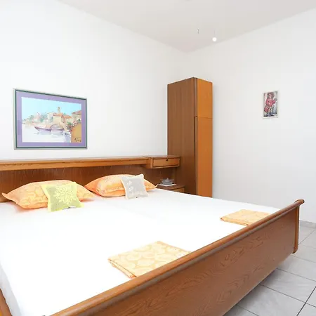 Apartments With A Parking Space Duce, Omis - 20858 Room photo