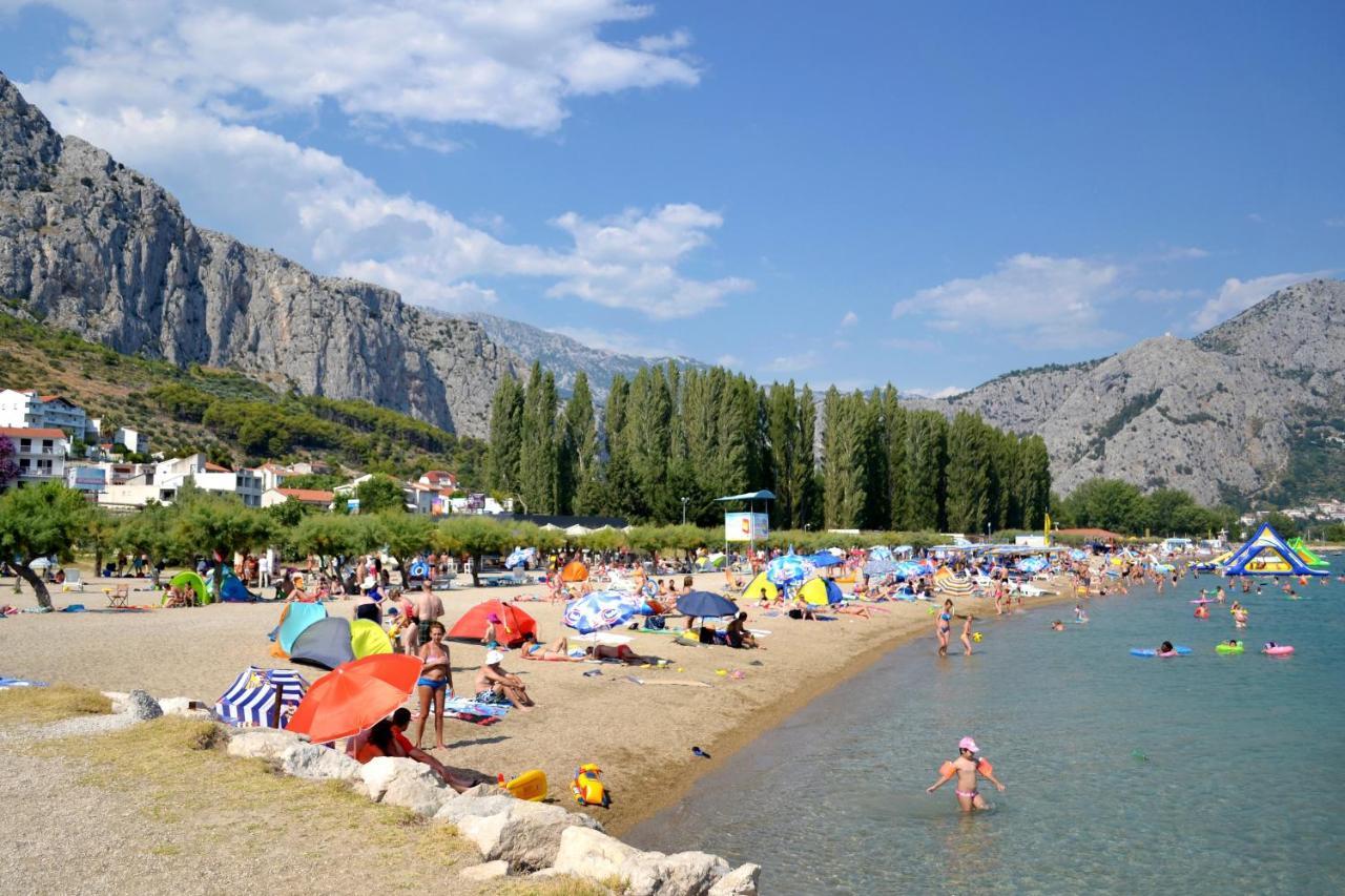 With A Parking Space Duce, - 20858 * Omiš