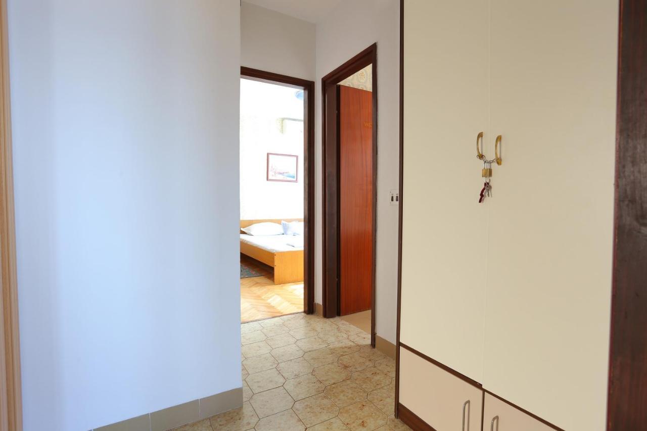 With A Parking Space Duce, - 20858 Apartment Omiš
