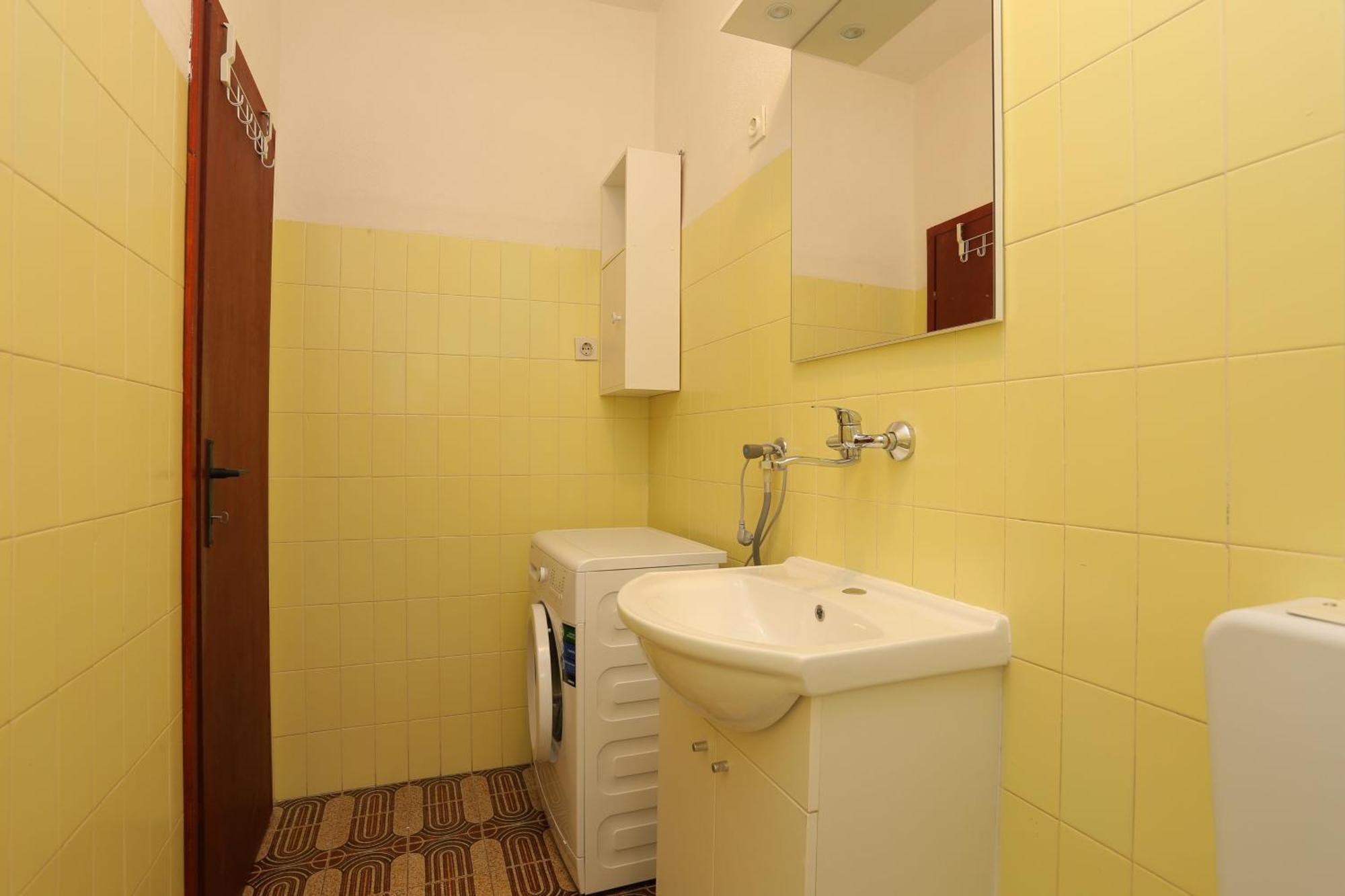 With A Parking Space Duce, - 20858 Apartment Omiš